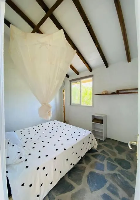 Lodge Kara Grand-Bourg  Holiday home Grand-Bourg (Marie Galante)